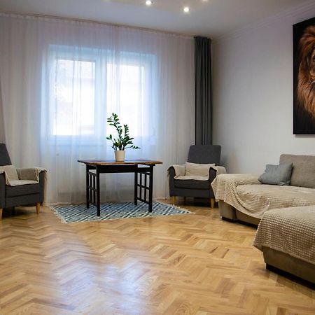 Season One Apartman Сегед Екстер'єр фото