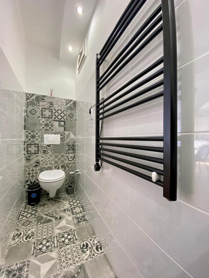Season One Apartman Сегед Екстер'єр фото
