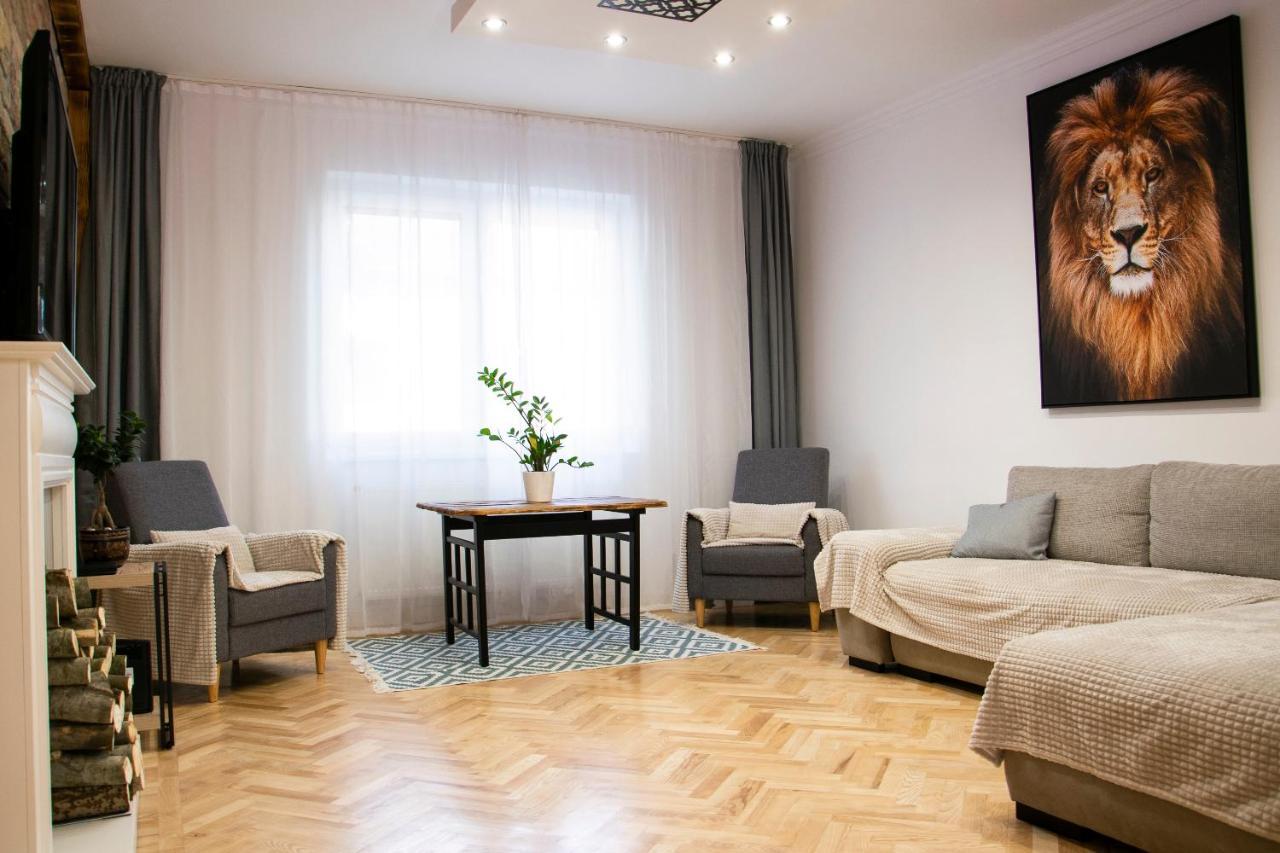 Season One Apartman Сегед Екстер'єр фото