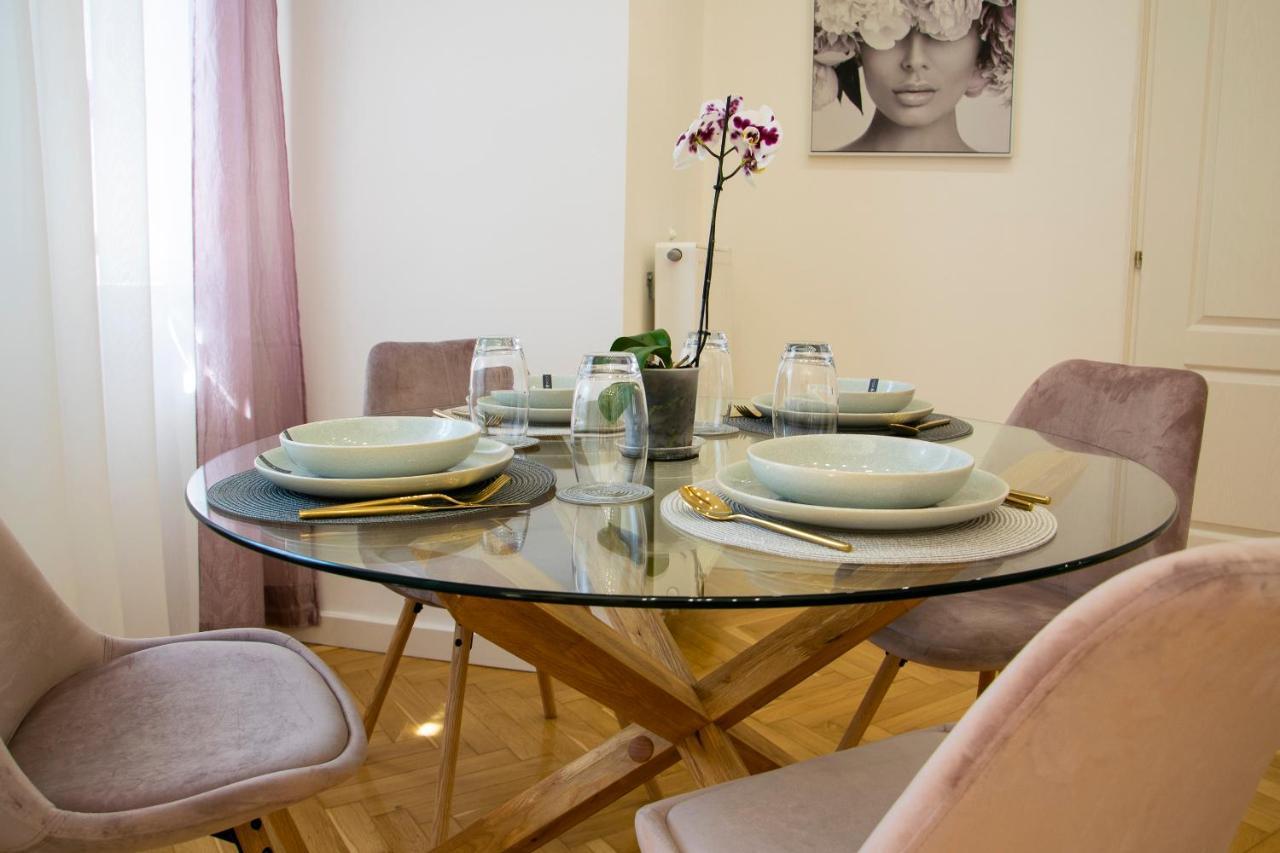 Season One Apartman Сегед Екстер'єр фото